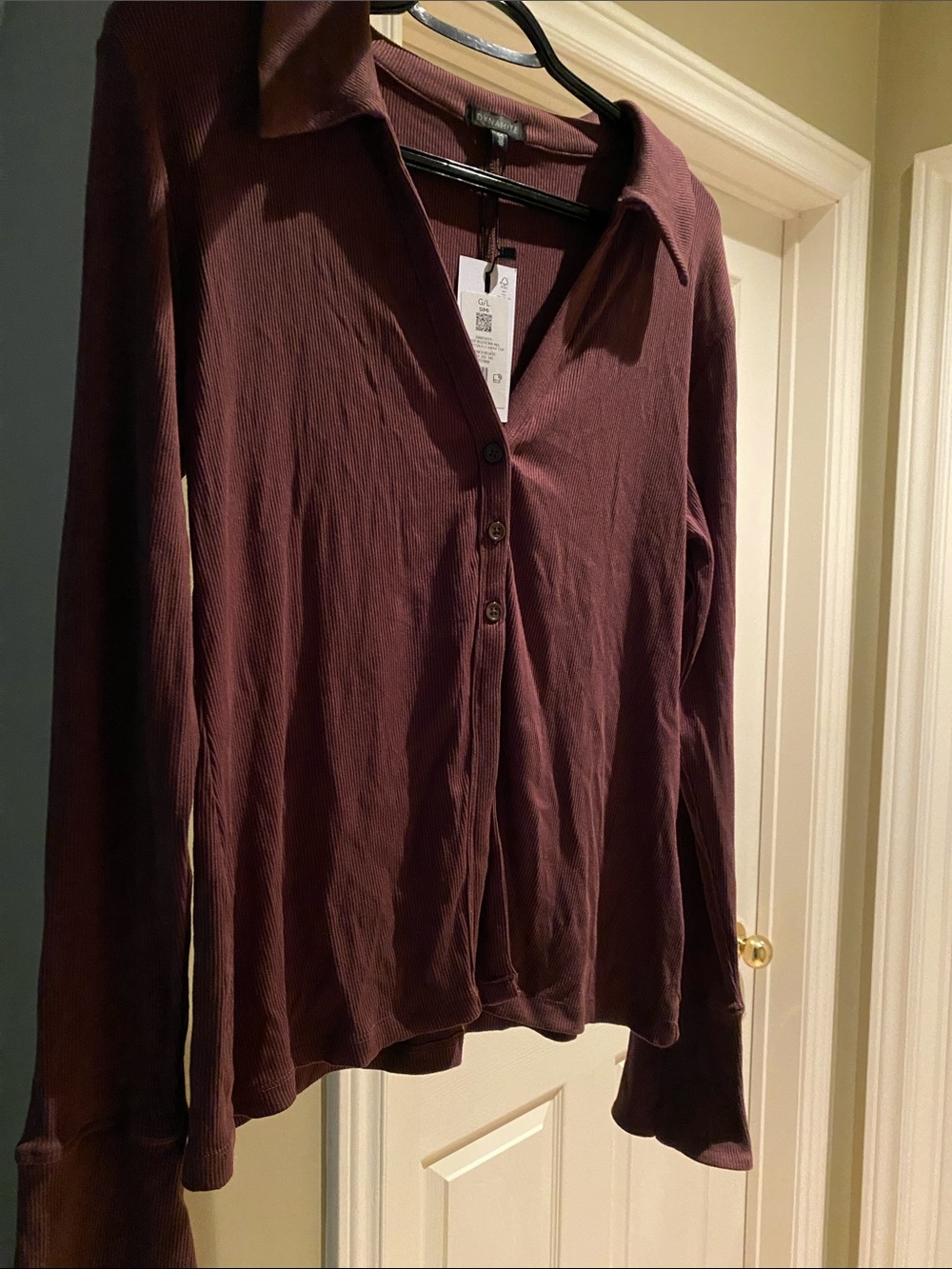 Dynamite Brown Ribbed Button-Down Top - Picture 5 of 5